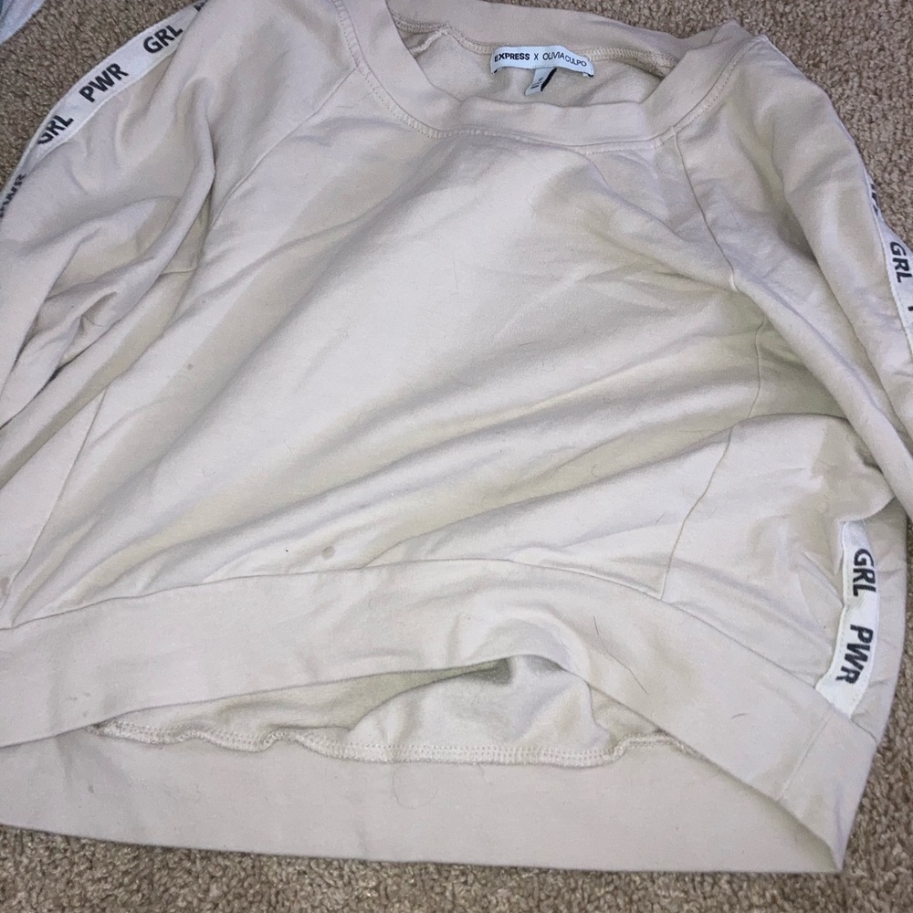 cropped long sleeve shirt